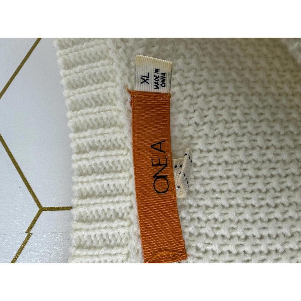 One A Cream Knit Fringe Tunic Length Scoopneck Knit Sweater - Size - XL - Picture 4 of 6